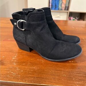 Unisa Black Ankle Boots​